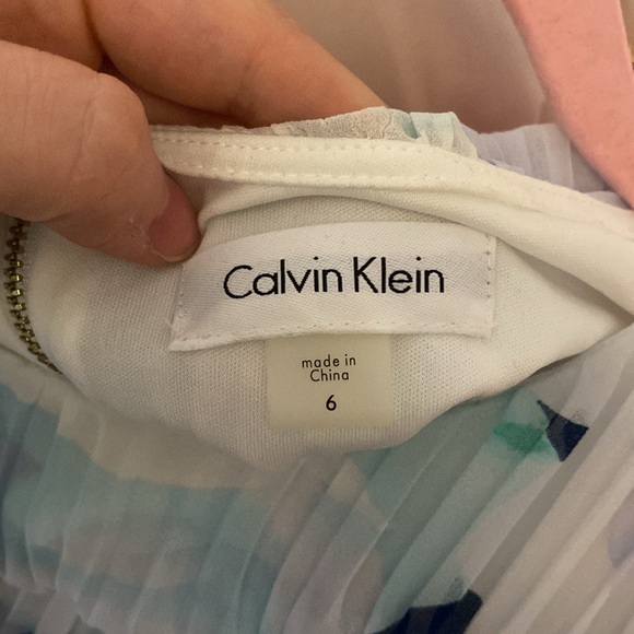 Blue and White Dress - Picture 4 of 4